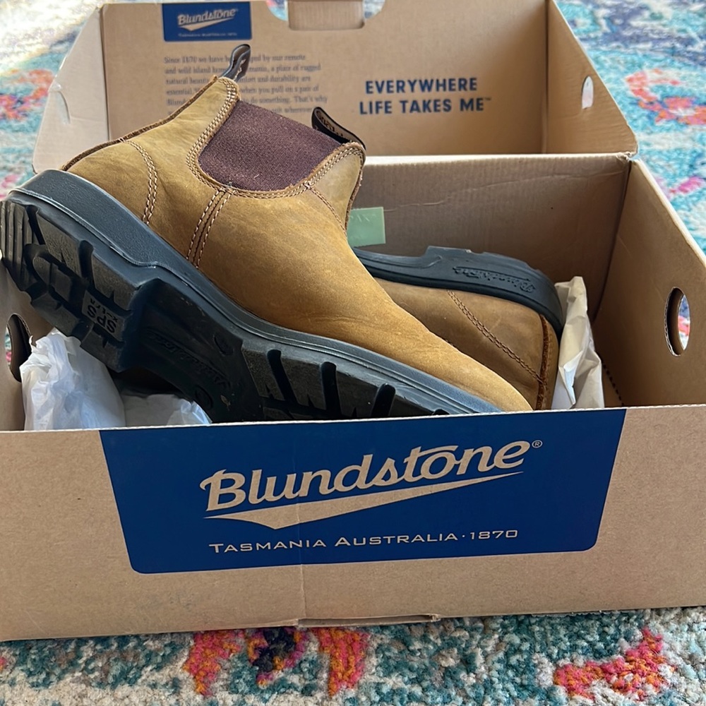 Blundstone 550, Crazy Horse. Size 9